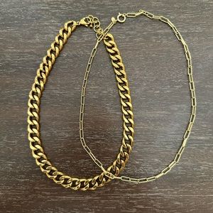 Layering Gold Chain Necklaces